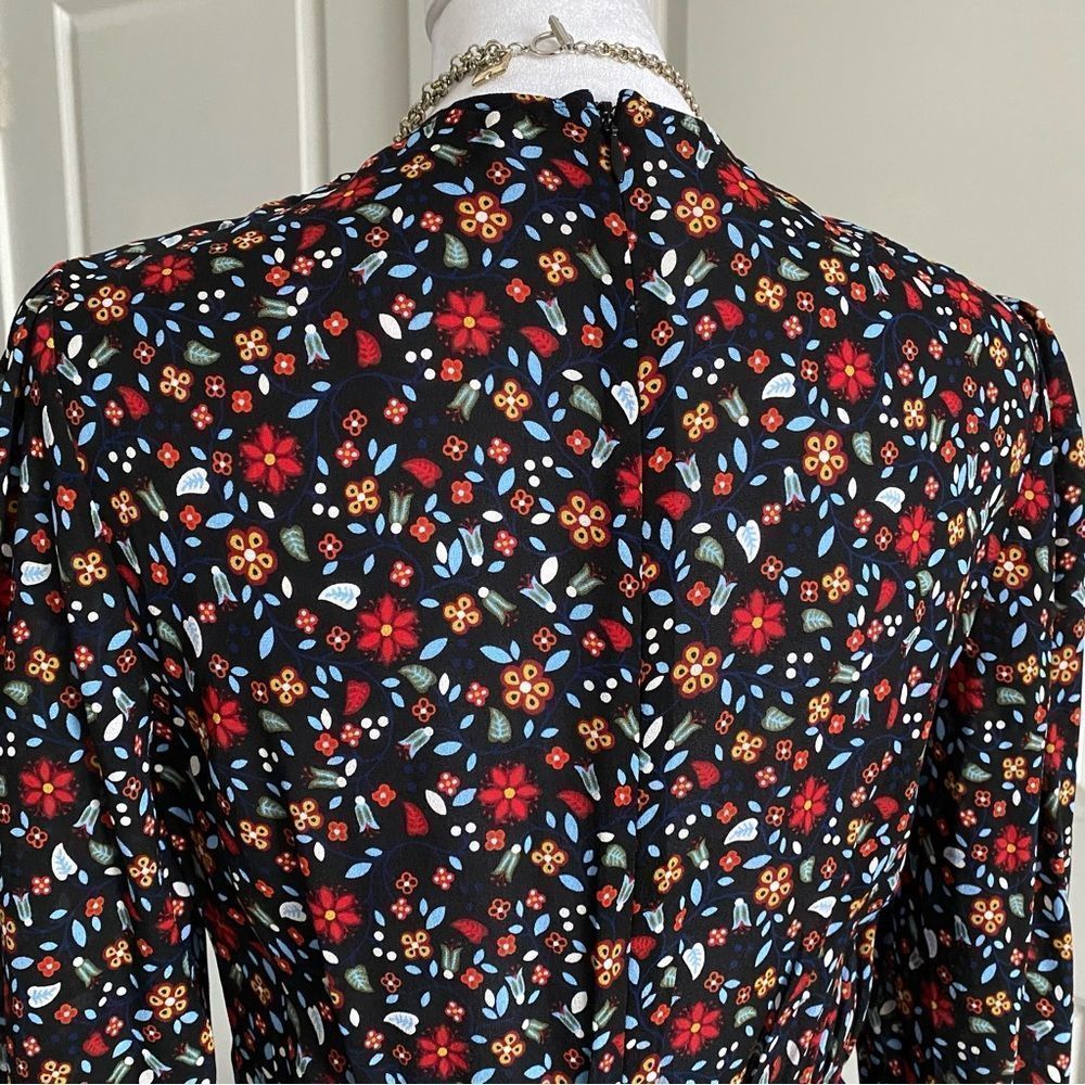 A.L.C. Black Floral Plunge Neck Dress 100% Silk Size 2 - Picture 6 of 14